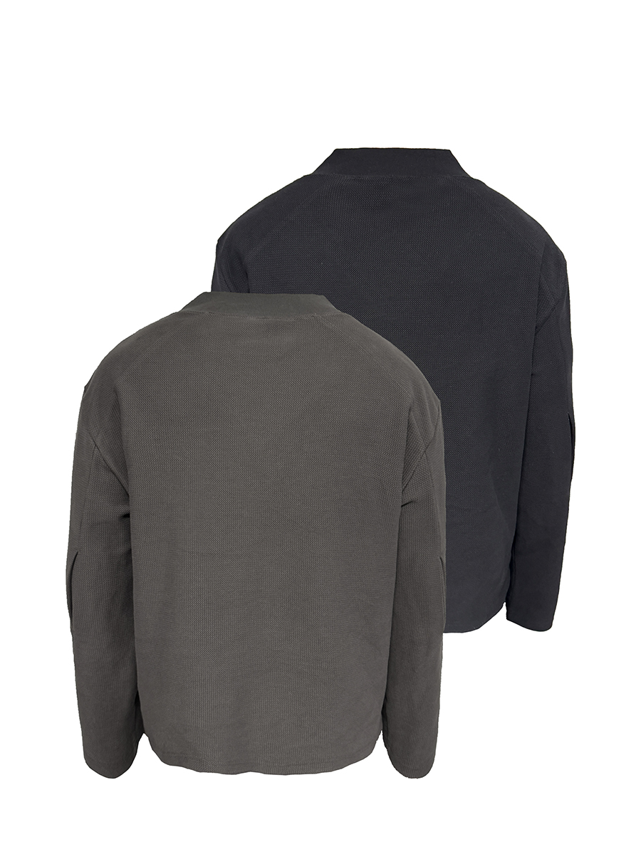 Cross-Collar Long Sleeve Top with Textured Fabric and Shoulder Armor, Short Wide Fit - Trendy Streetwear Style Cross-Collar Long Sleeve Top with Textured Fabric and Shoulder Armor, Short Wide Fit - Trendy Streetwear Style