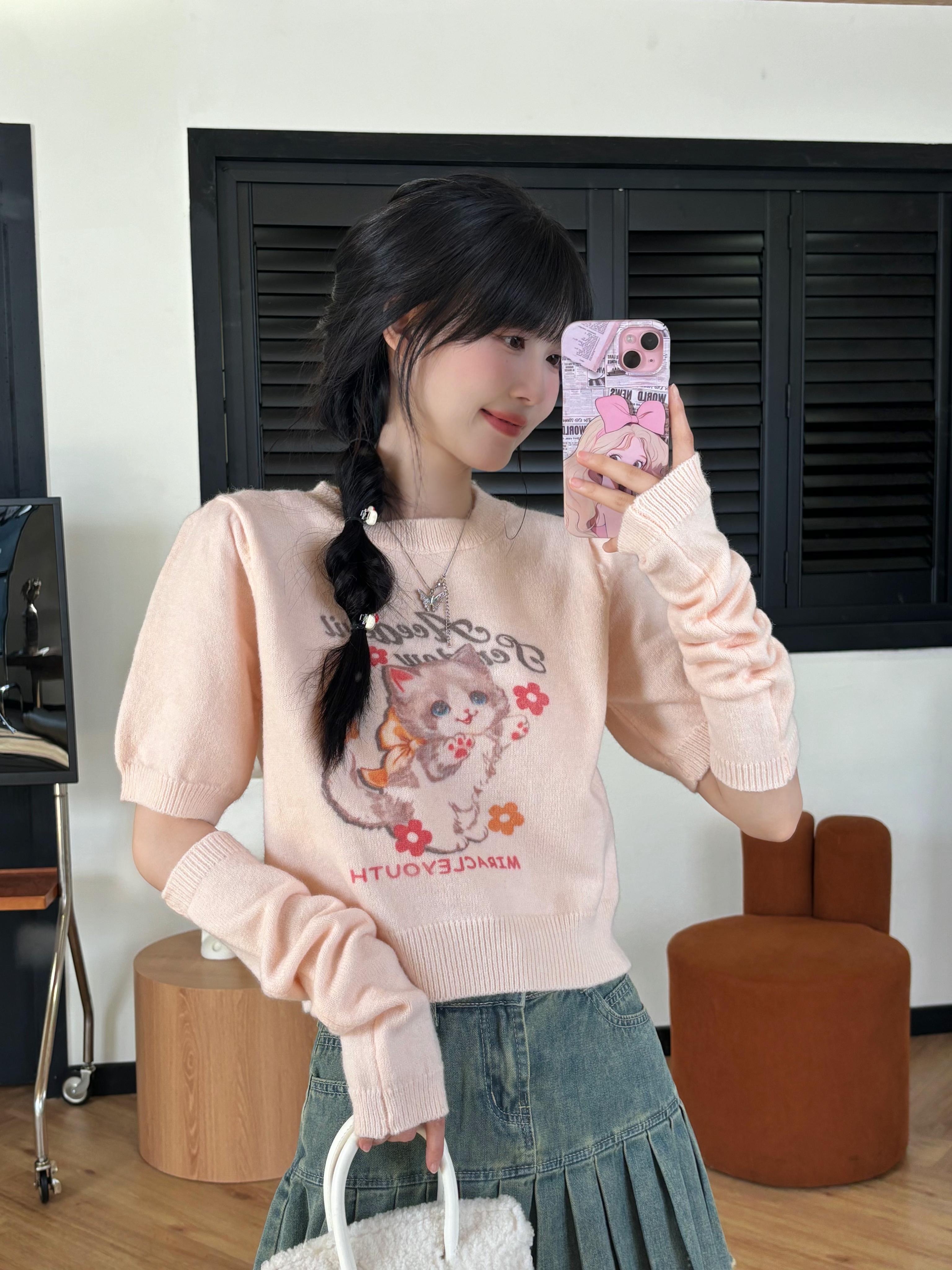 Cute Cat Print Short Sleeve Knitted Top for Women - Slimming Early Autumn Style, Youthful Sweet Girl Fashion Cute Cat Print Short Sleeve Knitted Top for Women - Slimming Early Autumn Style, Youthful Sweet Girl Fashion