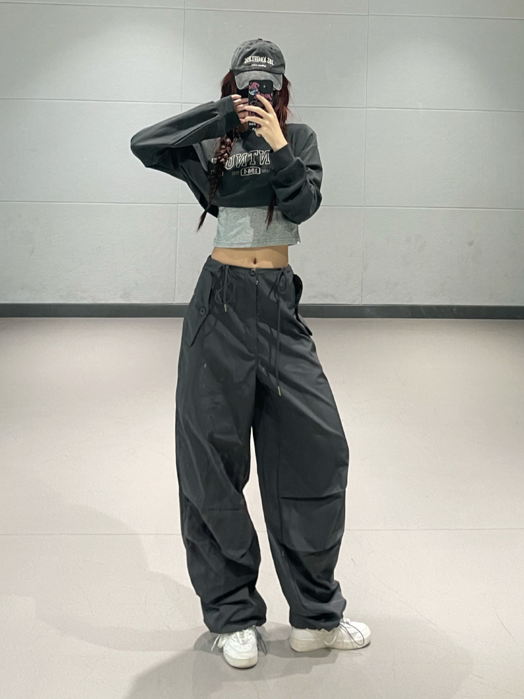 Dark Gray Letter Print Jazz Dance Sweatshirt and Vest Set - Early Autumn Two-Piece Outfit for Y2K and Street Style Fashion Dark Gray Letter Print Jazz Dance Sweatshirt and Vest Set - Early Autumn Two-Piece Outfit for Y2K and Street Style Fashion