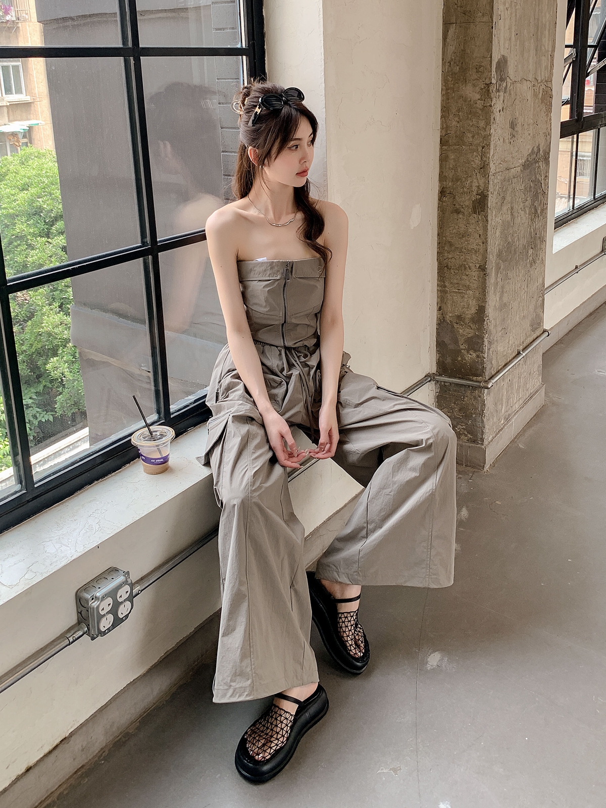 Dark Night Elf Metal Mesh Half Slippers for Women - Hollow Breathable Thick-Soled Closed-Toe Slides in European and American Style