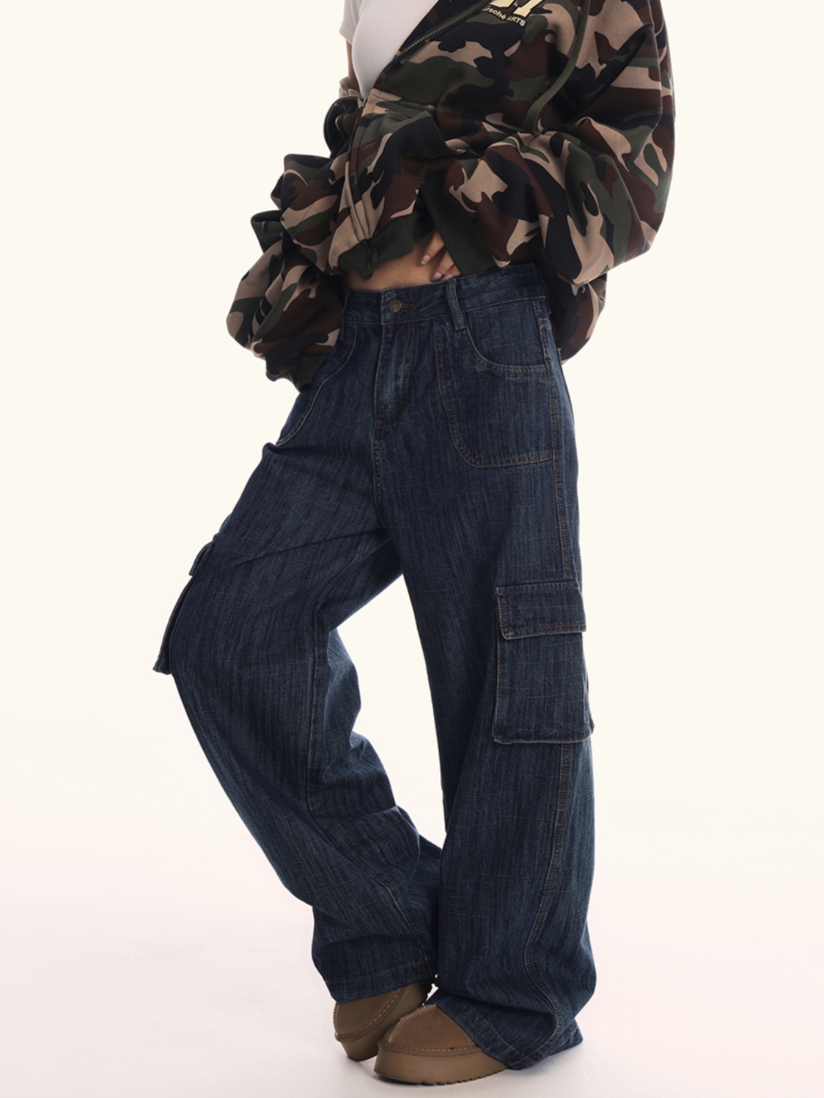 Deep Blue Denim Workwear Jeans for Men and Women - Loose Fit American Vintage Casual Straight Wide-Leg Pants Deep Blue Denim Workwear Jeans for Men and Women - Loose Fit American Vintage Casual Straight Wide-Leg Pants