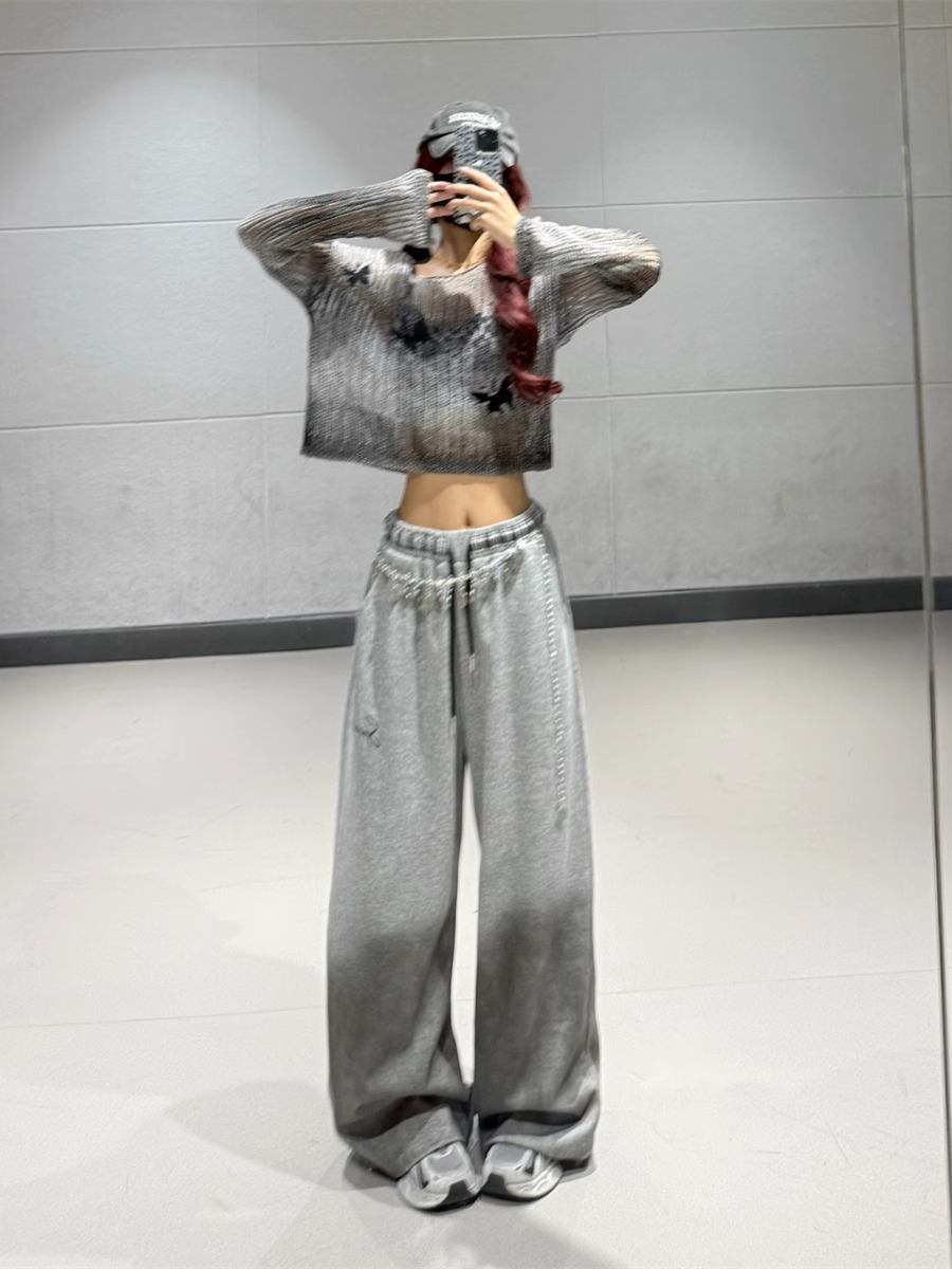 Deep Gray Knitted Short Sweater with Gray Gradient Tie-Dye Wide-Leg Sweatpants Set - Y2K Style Athleisure Outfit Deep Gray Knitted Short Sweater with Gray Gradient Tie-Dye Wide-Leg Sweatpants Set - Y2K Style Athleisure Outfit