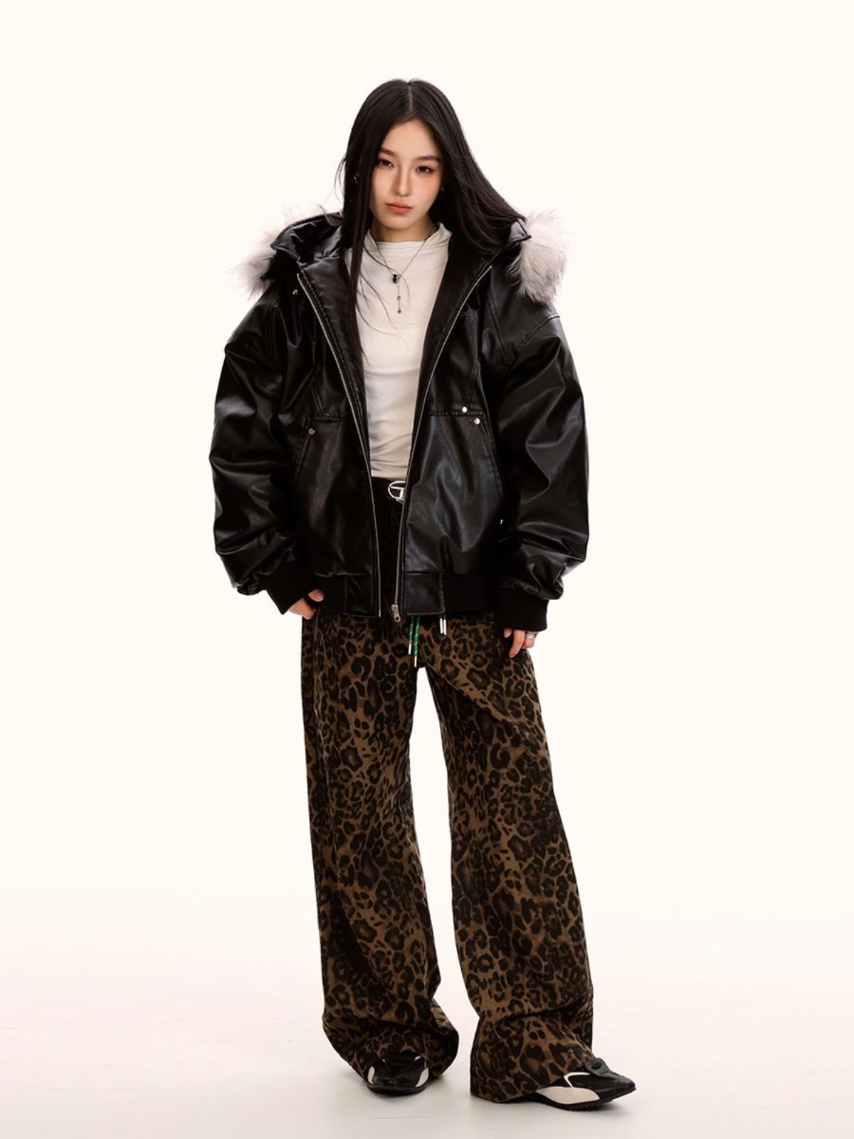 Detachable Fur Collar PU Leather Jacket for Men and Women - Trendy Loose Fit Cotton Coat for Autumn and Winter Fashion Detachable Fur Collar PU Leather Jacket for Men and Women - Trendy Loose Fit Cotton Coat for Autumn and Winter Fashion