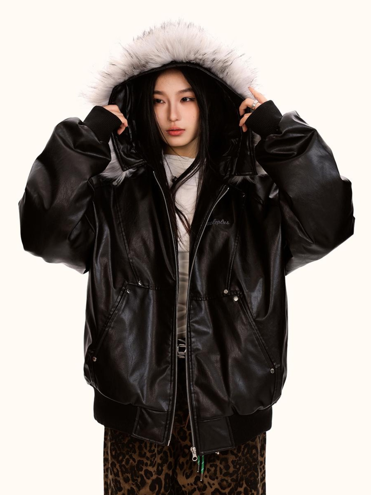 Detachable Fur Collar PU Leather Jacket for Men and Women - Trendy Loose Fit Cotton Coat for Autumn and Winter Fashion Detachable Fur Collar PU Leather Jacket for Men and Women - Trendy Loose Fit Cotton Coat for Autumn and Winter Fashion