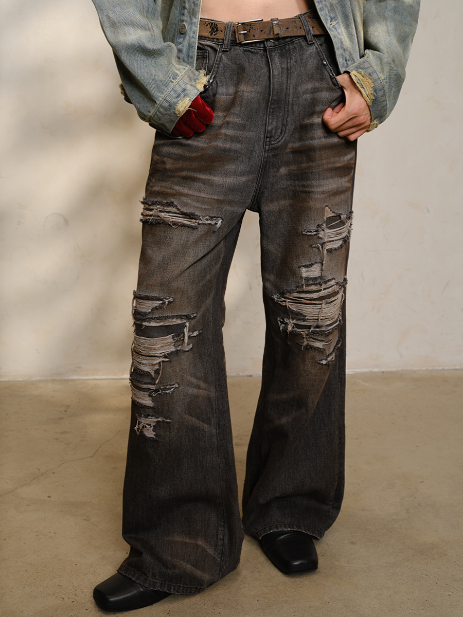 Distressed Black Vintage Jeans with Inner Seam Wash Pad and Oil Stain Detail - Y2K Street Style Denim Distressed Black Vintage Jeans with Inner Seam Wash Pad and Oil Stain Detail - Y2K Street Style Denim