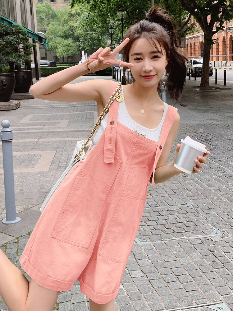 Dopamine Green Denim Overalls for Women - Trendy Summer Style 2025, Stylish Niche Work Shorts with Age-Reducing Appeal Dopamine Green Denim Overalls for Women - Trendy Summer Style 2025, Stylish Niche Work Shorts with Age-Reducing Appeal