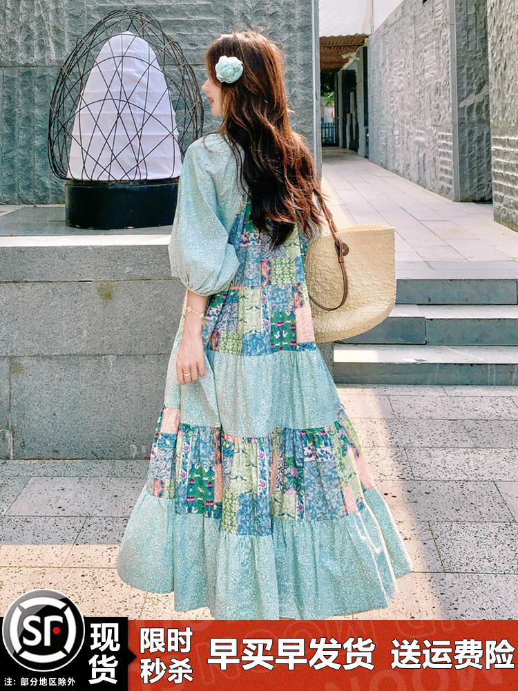 Dopamine Green Floral Patchwork V-Neck Maxi Dress for Women, Unique Loose Fit, Stunning Vacation Ankle-Length Style Dopamine Green Floral Patchwork V-Neck Maxi Dress for Women, Unique Loose Fit, Stunning Vacation Ankle-Length Style