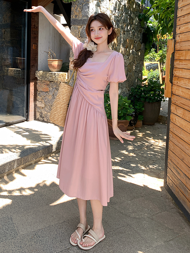 Dopamine Pink Bubble Sleeve Square Neck Dress for Women - Summer Waist-Cinching Irregular Long Vacation Dress, Y2K Style Dopamine Pink Bubble Sleeve Square Neck Dress for Women - Summer Waist-Cinching Irregular Long Vacation Dress, Y2K Style