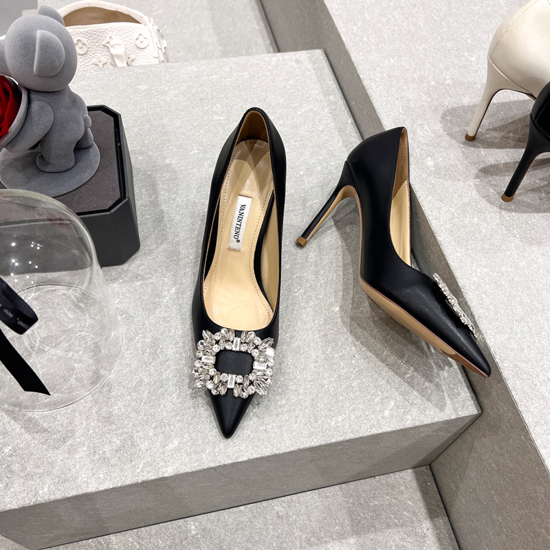 Elegant Black Rhinestone Buckle High Heels for Women - Pointed Toe, Thin Heel, Comfortable, Chic Evening Shoes Elegant Black Rhinestone Buckle High Heels for Women - Pointed Toe, Thin Heel, Comfortable, Chic Evening Shoes