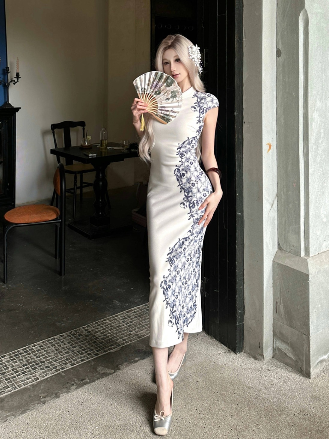Elegant Chinese-Style Qipao Dress with Blue and White Porcelain Print, Sexy Bodycon Long Skirt, Sophisticated Y2K Fashion Elegant Chinese-Style Qipao Dress with Blue and White Porcelain Print, Sexy Bodycon Long Skirt, Sophisticated Y2K Fashion