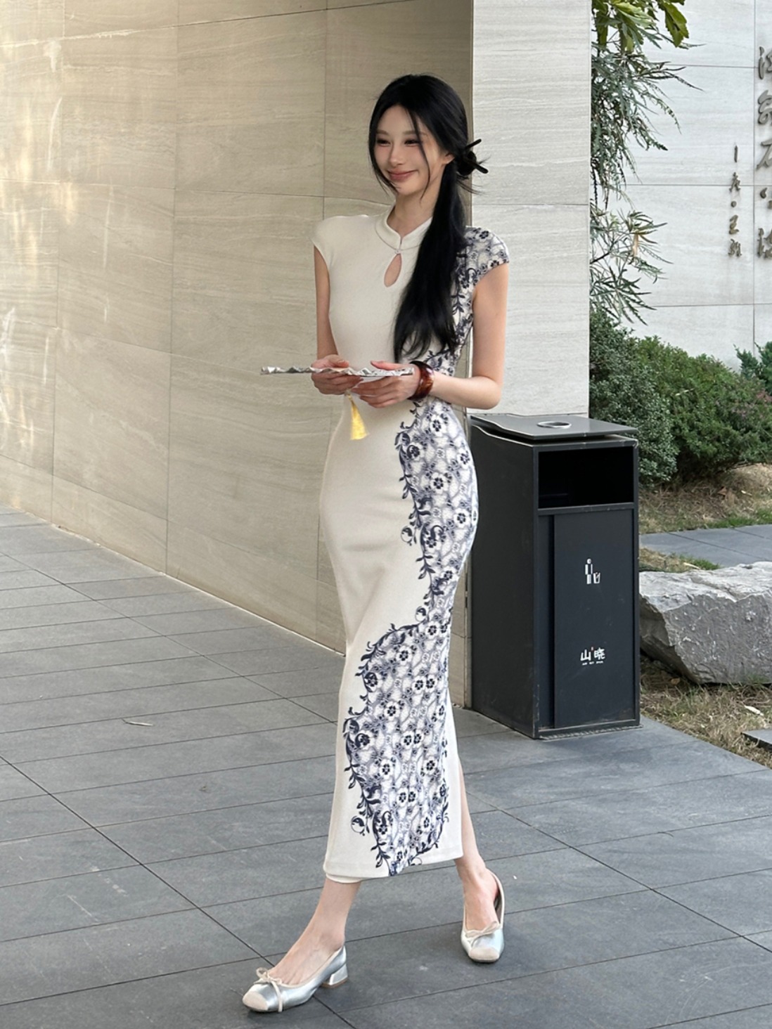 Elegant Chinese-Style Qipao Dress with Blue and White Porcelain Print, Sexy Bodycon Long Skirt, Sophisticated Y2K Fashion