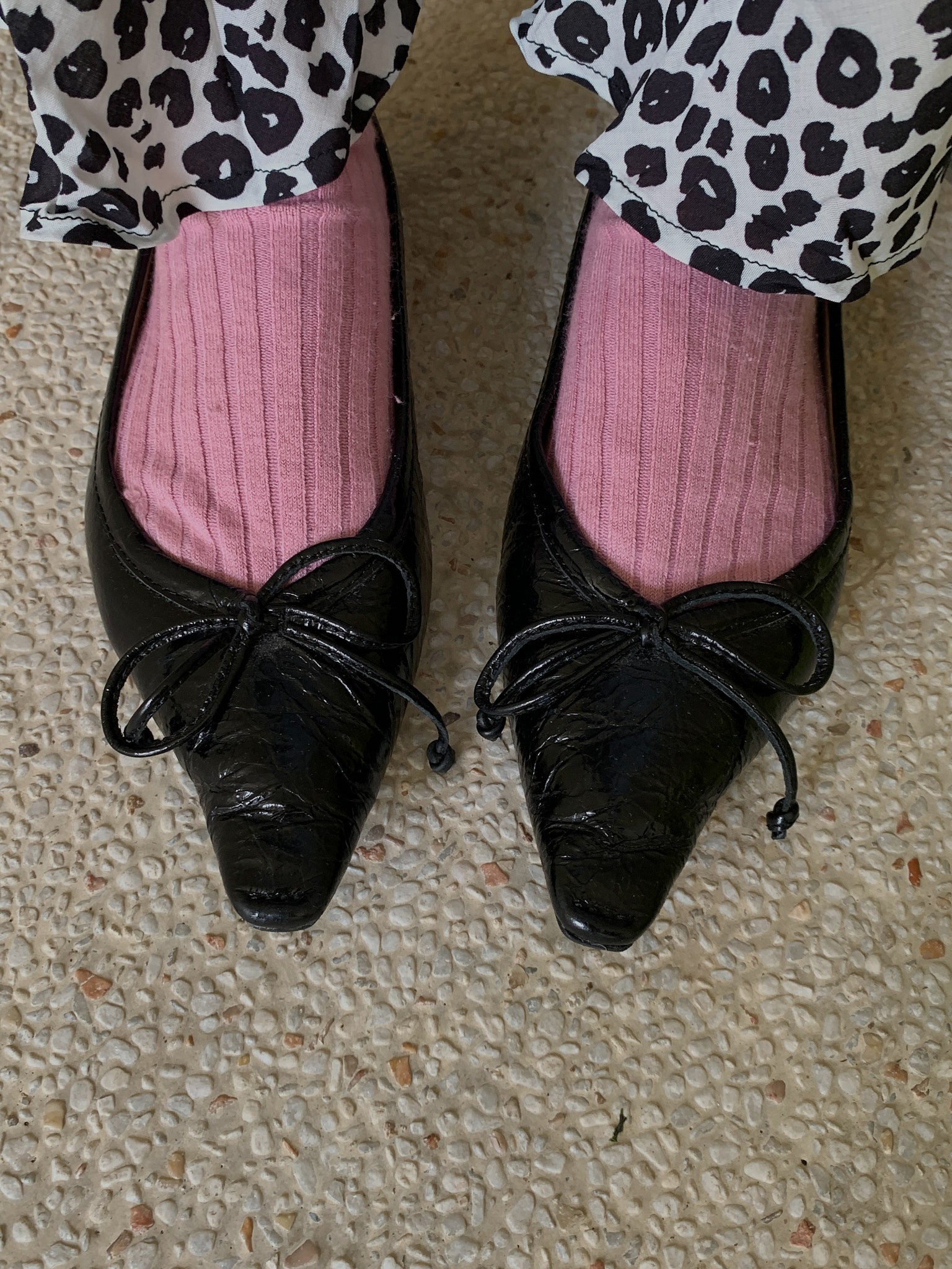 Elegant French Hepburn-Style Mary Jane Leather Flats - Pointed Toe, Versatile Casual Shoes for Women