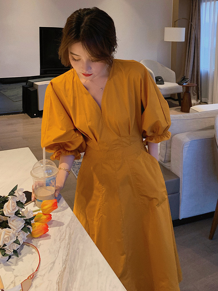 Elegant French Orange V-Neck Puff Sleeve Dress for Women - Spring Summer 2025, Waist-Cinching Long Dress, Perfect for Tea Breaks
