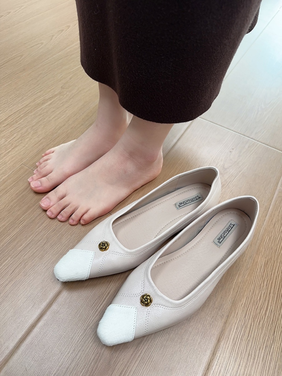 Elegant French-style High-End Women's Mary Jane Shoes, Pointed Toe, Shallow Mouth, Spring 2025 Commuting & Evening Wear Elegant French-style High-End Women's Mary Jane Shoes, Pointed Toe, Shallow Mouth, Spring 2025 Commuting & Evening Wear