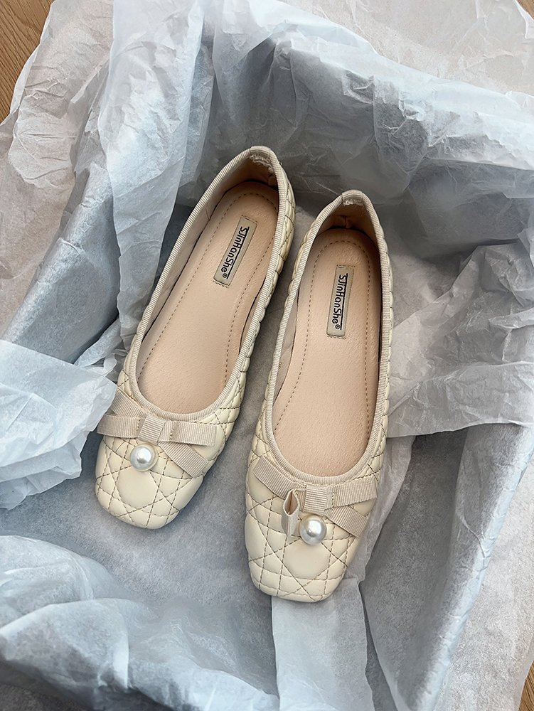 Elegant French-Style White Mary Jane Shoes for Women - Comfortable Spring 2025 Evening Wear, Vintage Charm