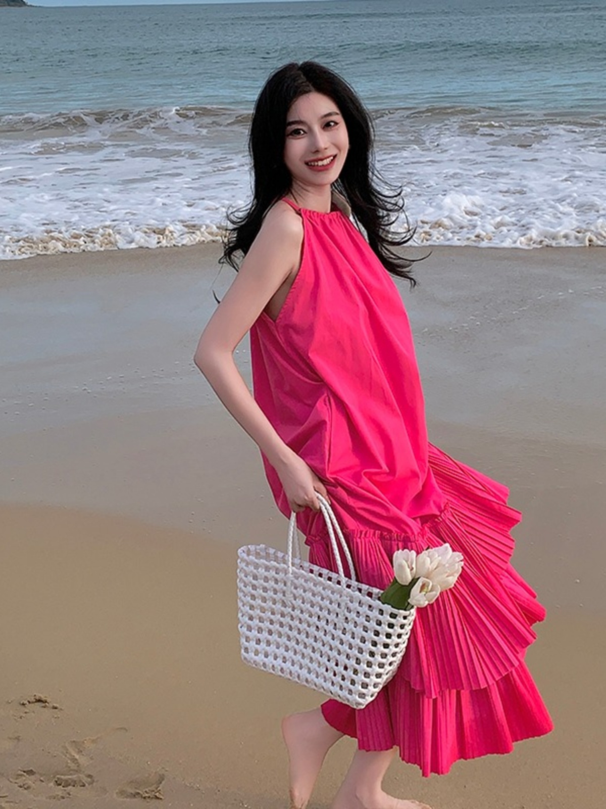 Elegant Fuchsia Spaghetti Strap Pleated Dress for Women - High-End Vacation Style Long Summer Dress for Photo Shoots Elegant Fuchsia Spaghetti Strap Pleated Dress for Women - High-End Vacation Style Long Summer Dress for Photo Shoots
