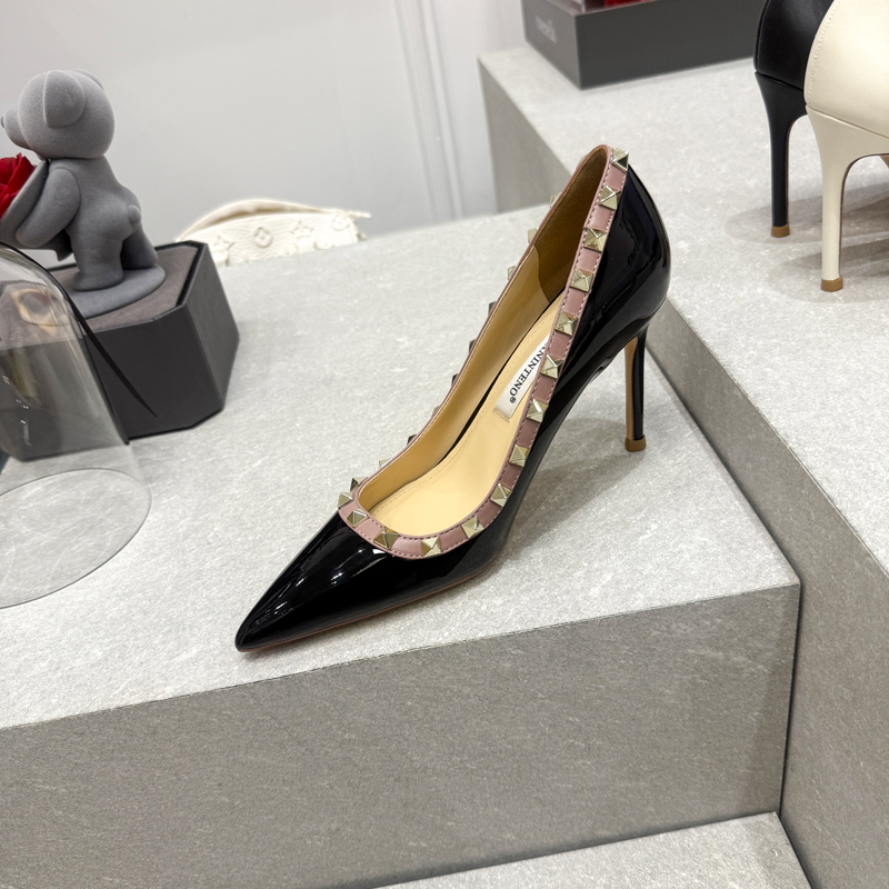 Elegant High-Heeled Single Shoes in Nude Gray Patent Leather with Studded Detail - Spring Fashion Fine-Heeled Footwear