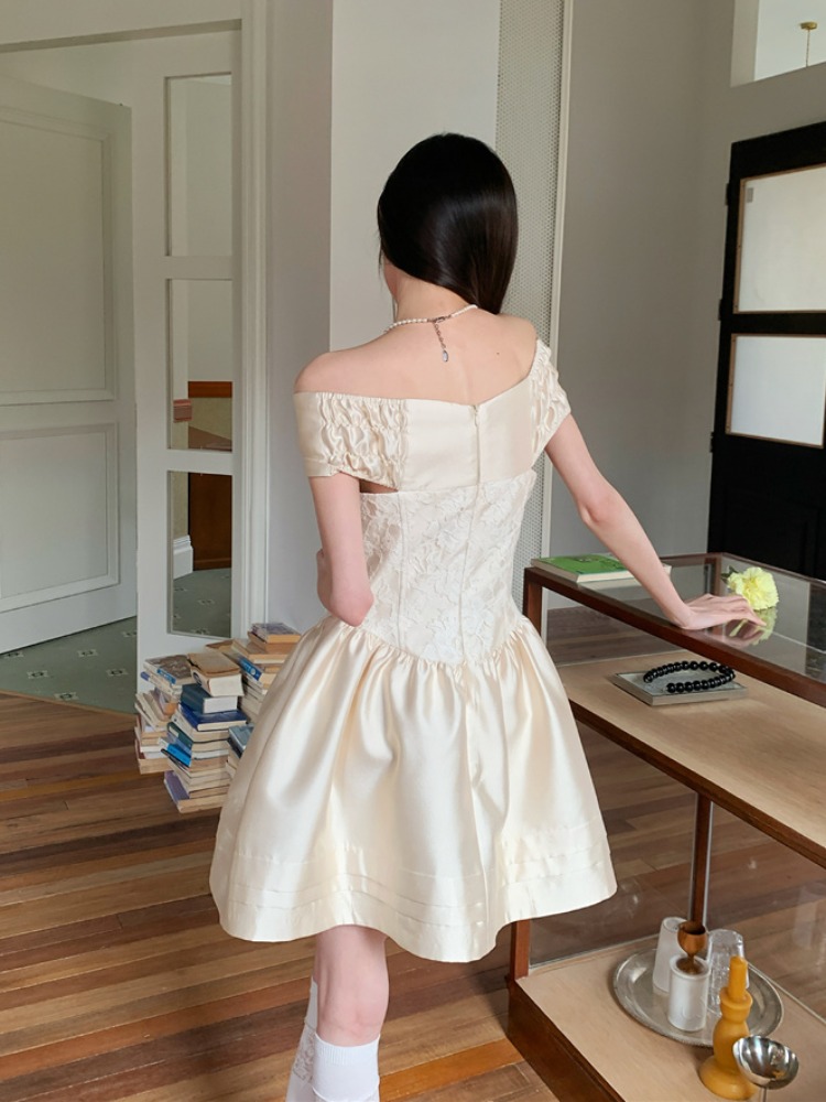 Elegant Off-Shoulder Lace Princess Dress - High-End Parisian Dream Birthday Gown for Women Elegant Off-Shoulder Lace Princess Dress - High-End Parisian Dream Birthday Gown for Women