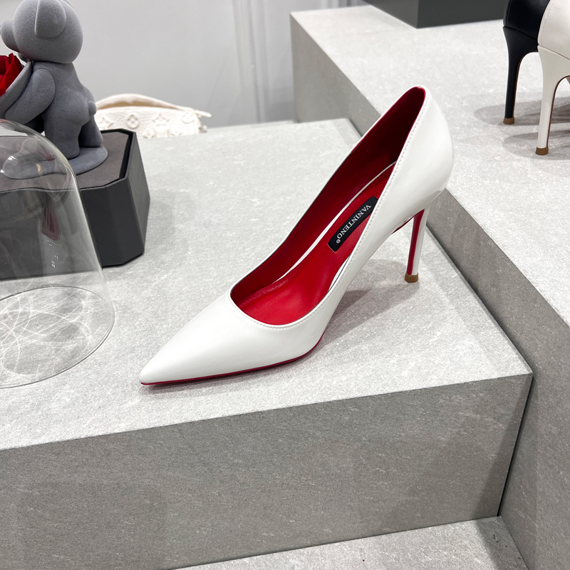 Elegant Pointed Toe Nude Patent Leather High Heels for Women - Comfortable Fairy Style Shoes for Spring and Autumn Banquets Elegant Pointed Toe Nude Patent Leather High Heels for Women - Comfortable Fairy Style Shoes for Spring and Autumn Banquets