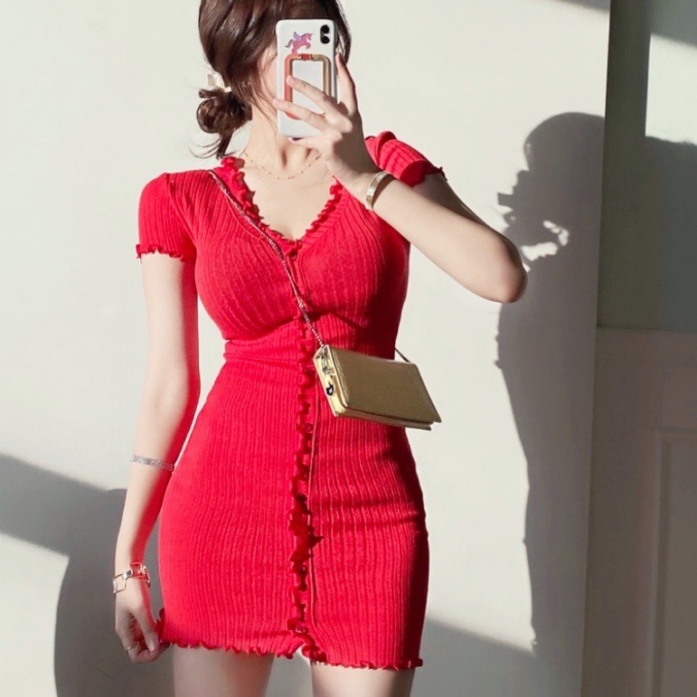 Elegant White Lace Bodycon Dress - V-neck, Low-Cut, Sexy Flattering Design for Women - Spring/Summer 2025 Korean Style Fashion Trend