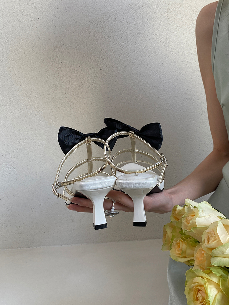 Elegant Women's High-Heeled Sandals - Roman Style with Single Strap, Golden Pointed Toe and Bow - Chic Fashion Footwear