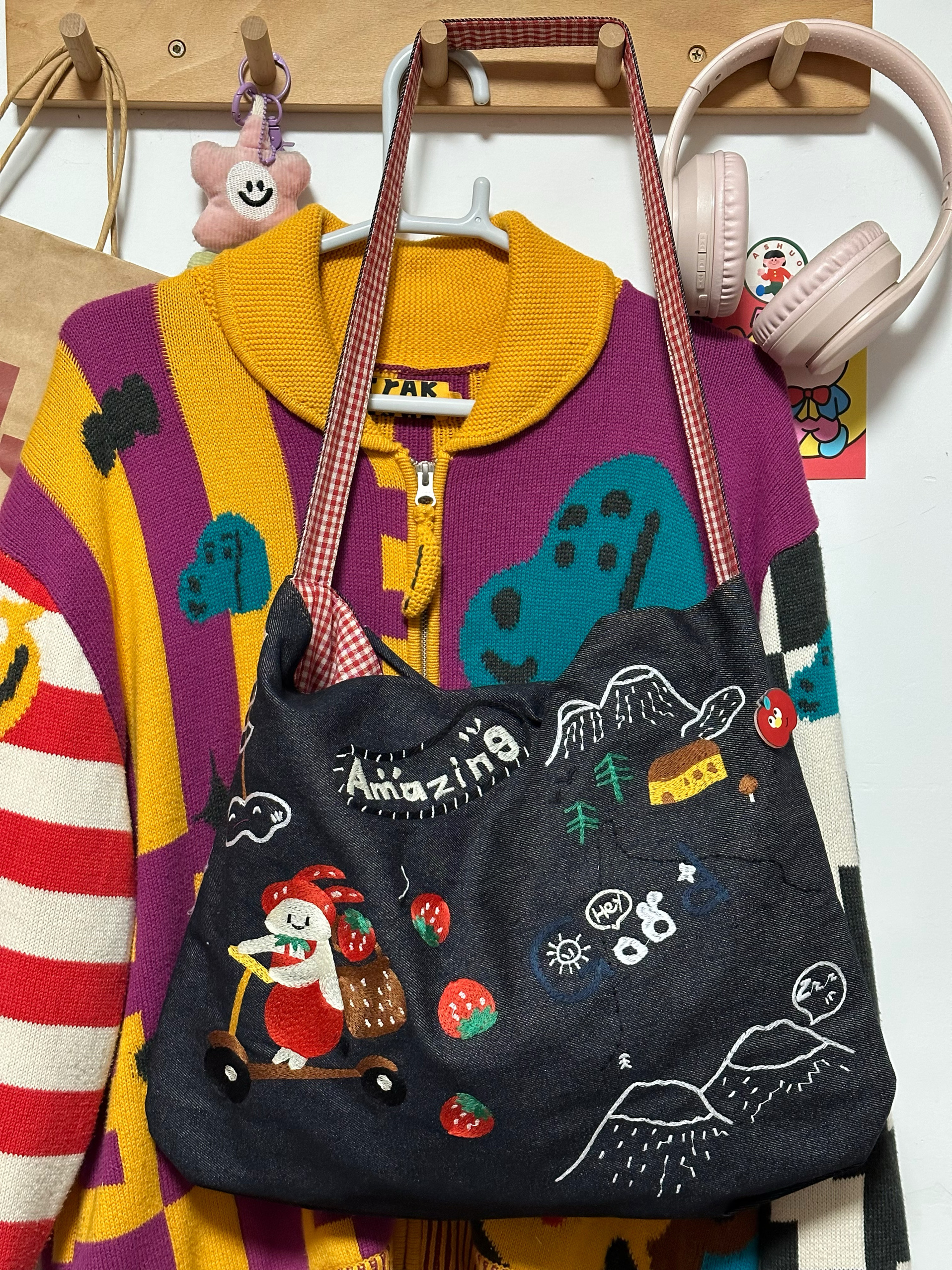 Embroidered Denim Crossbody Bag - Cute Large-Capacity Commuter Shoulder Bag for Students - Trendy Casual Style