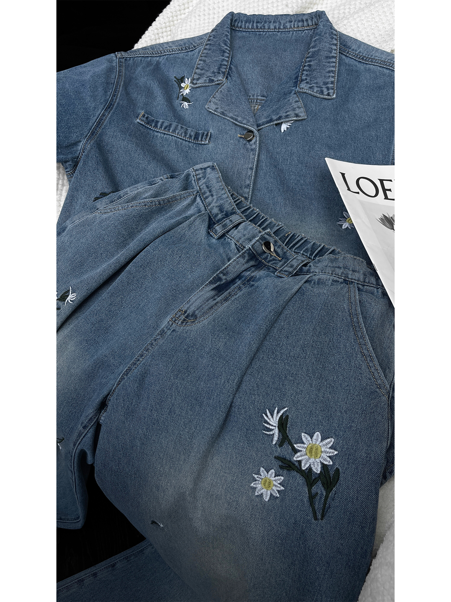 Embroidered Floral Design Short Sleeve Denim Shirt Set with Retro Casual Denim Pants for Men - Summer Fashion 90s Style Embroidered Floral Design Short Sleeve Denim Shirt Set with Retro Casual Denim Pants for Men - Summer Fashion 90s Style