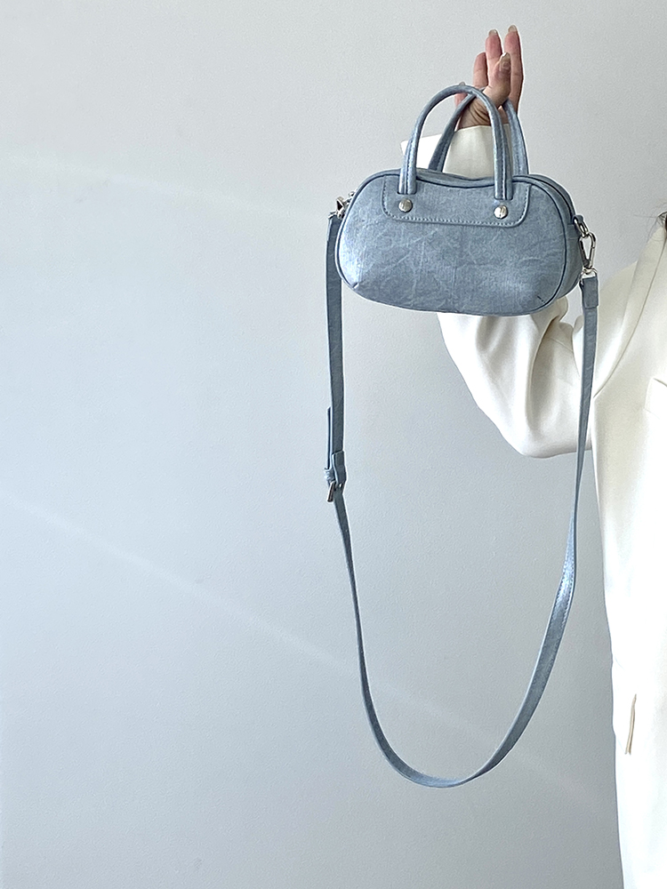 Exquisite Korean Style Small Round Crossbody Bag for Women - Casual Shoulder Handbag 2025 Niche Design Exquisite Korean Style Small Round Crossbody Bag for Women - Casual Shoulder Handbag 2025 Niche Design