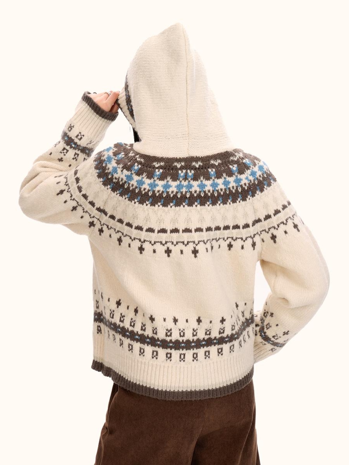 Fair Isle Hooded Sweater Cardigan for Women - Loose Vintage Knitwear in Trendy Autumn Winter Style Fair Isle Hooded Sweater Cardigan for Women - Loose Vintage Knitwear in Trendy Autumn Winter Style