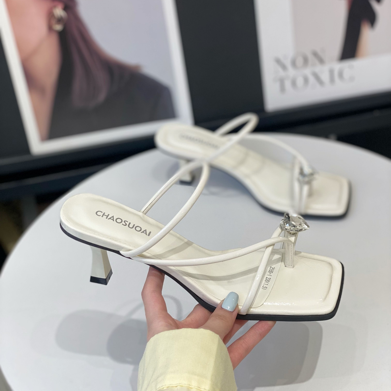 Fairy Style Flip-Flops for Women, Summer 2025, Square Toe Thin Heel Sandals, Trendy Niche Design for Skirts