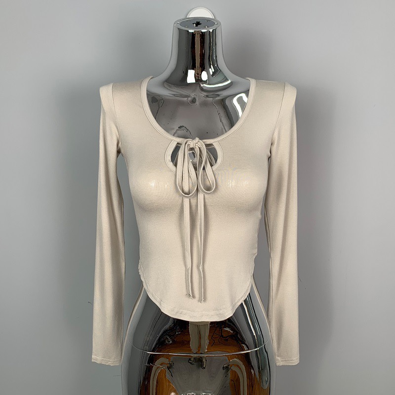 Fitted Long-Sleeve T-Shirt Top for Women - Korean Dongdaemun Style, Sexy Collarbone Cutout, Trendy and Fashionable Fitted Long-Sleeve T-Shirt Top for Women - Korean Dongdaemun Style, Sexy Collarbone Cutout, Trendy and Fashionable