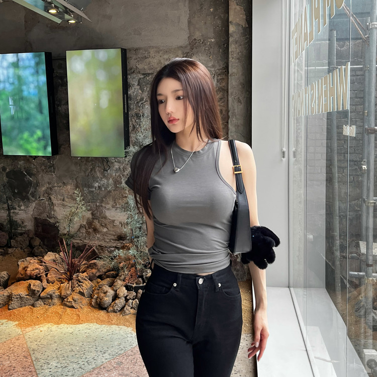 Fitted Off-Shoulder Round Neck White Short-Sleeve T-Shirt for Women - Korean Style Summer Slimming Half-Sleeve Top