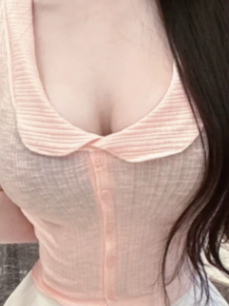 Fitted Short Pink T-Shirt for Women, Slim Fit, Short Sleeves, Summer Cardigan Top, Sweet and Sexy Style Fitted Short Pink T-Shirt for Women, Slim Fit, Short Sleeves, Summer Cardigan Top, Sweet and Sexy Style