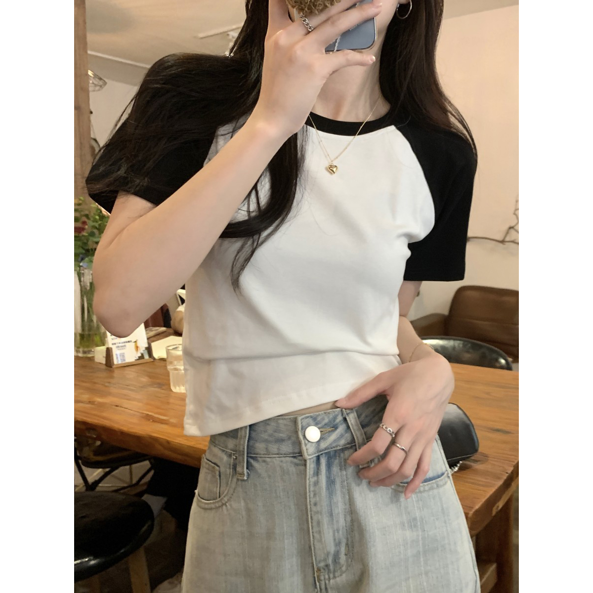 Fitted Short Sleeve T-shirt for Jazz Dance, K-pop Style, Sweet and Spicy Design, European and American Trendy Fashion Fitted Short Sleeve T-shirt for Jazz Dance, K-pop Style, Sweet and Spicy Design, European and American Trendy Fashion