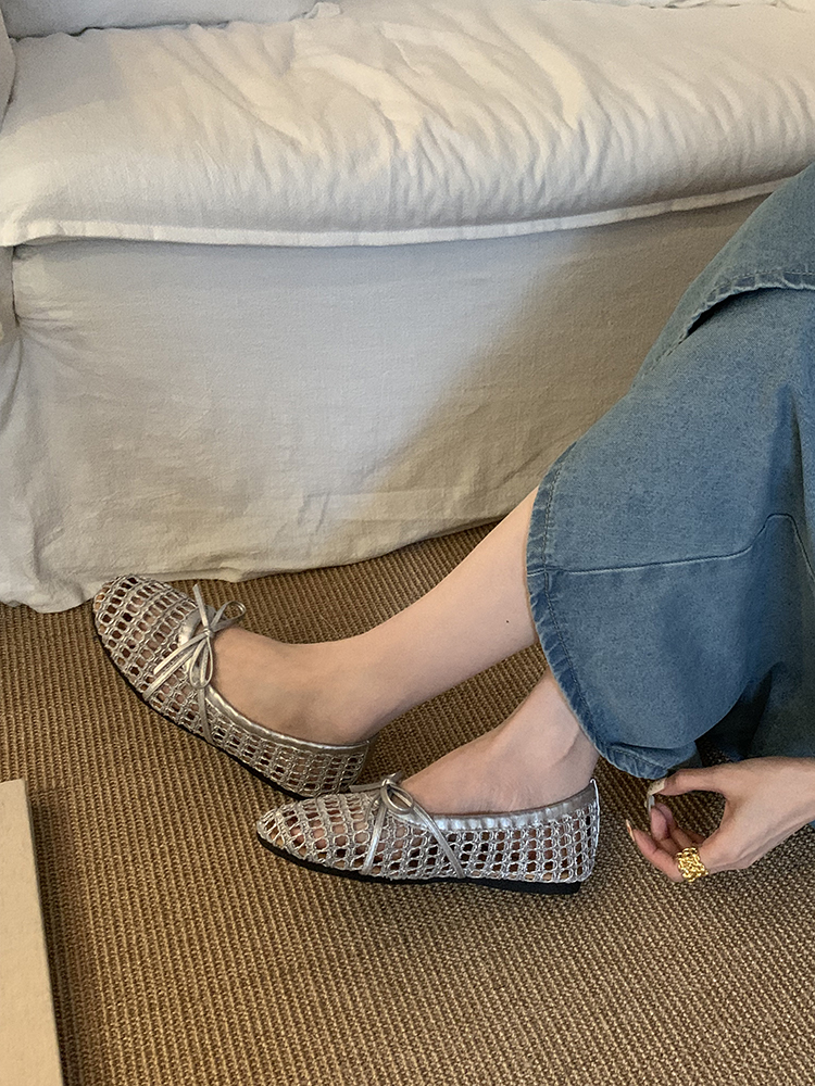 Flat French Mesh Silver Ballet Shoes for Women - Hollow Breathable Evening Footwear for Spring/Summer 2025 Flat French Mesh Silver Ballet Shoes for Women - Hollow Breathable Evening Footwear for Spring/Summer 2025