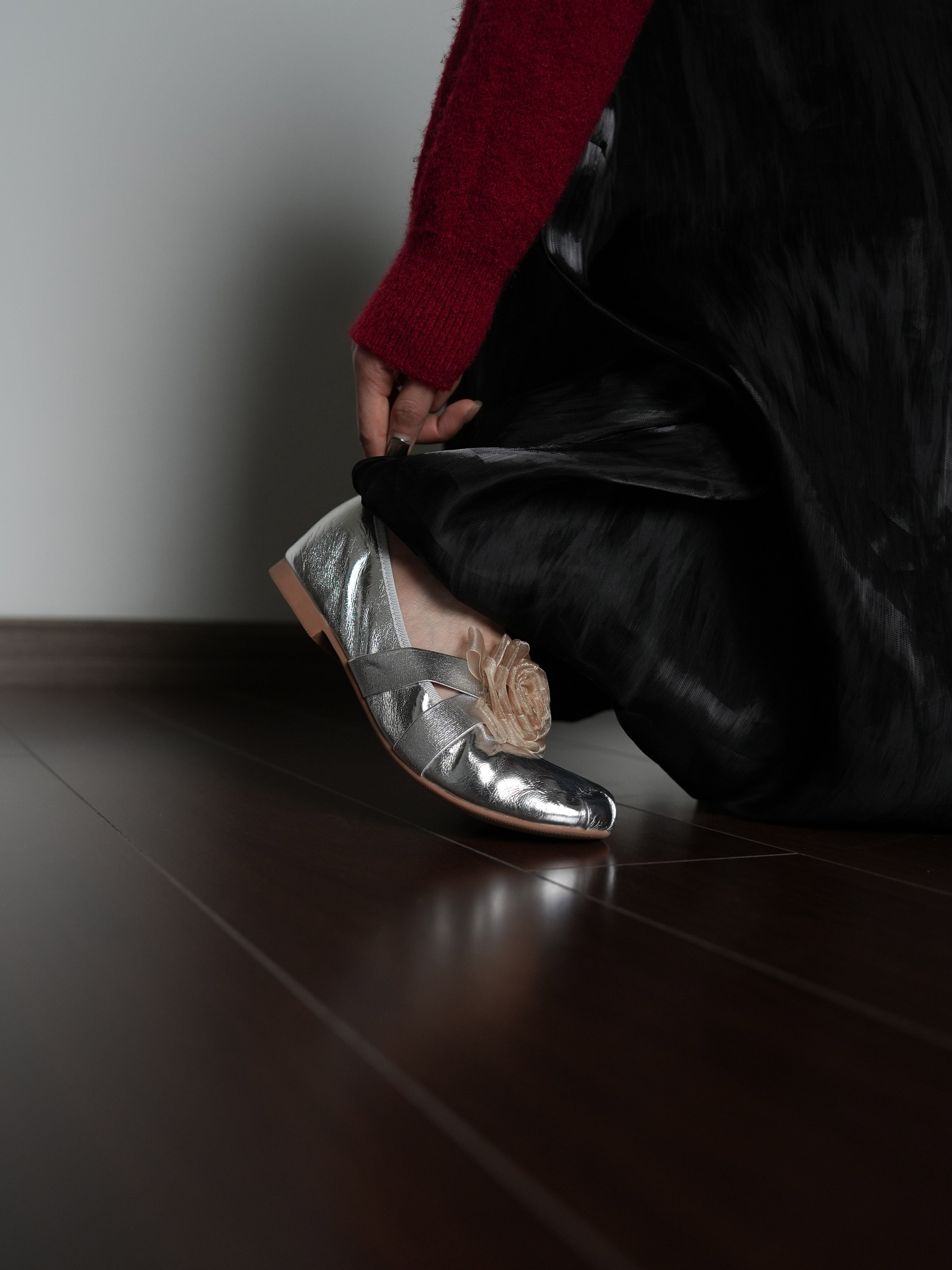 Floral Ballet Flats for Women - Soft Sole, Shallow Mouth Design, Golden All-Season Shoes, Spring Style, Elegant Footwear Floral Ballet Flats for Women - Soft Sole, Shallow Mouth Design, Golden All-Season Shoes, Spring Style, Elegant Footwear