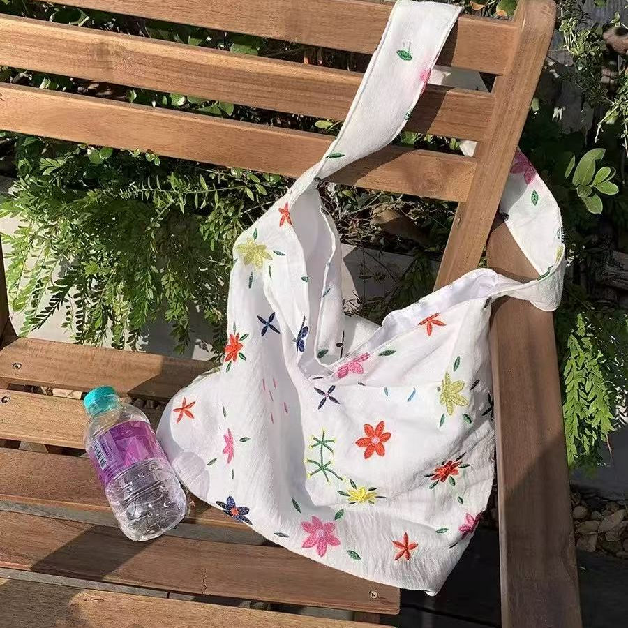 Floral Embroidery Canvas Shoulder Bag - Casual Country Style, Large Capacity, Versatile for Spring/Summer Vacation, Korean Style