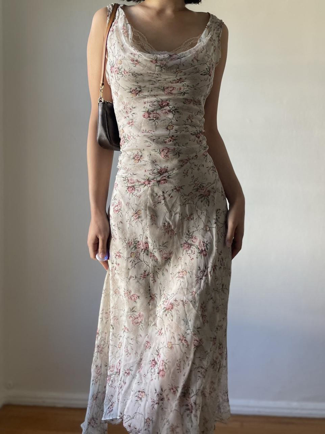 Floral Ruffled Neck Vest Dress for Vacation, Waist-Cinching and Slimming Sheer Irregular Skirt, Perfect for Summer and Y2K Style Floral Ruffled Neck Vest Dress for Vacation, Waist-Cinching and Slimming Sheer Irregular Skirt, Perfect for Summer and Y2K Style