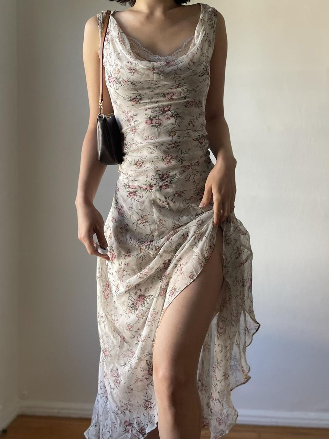 Floral Ruffled Neck Vest Dress for Vacation, Waist-Cinching and Slimming Sheer Irregular Skirt, Perfect for Summer and Y2K Style