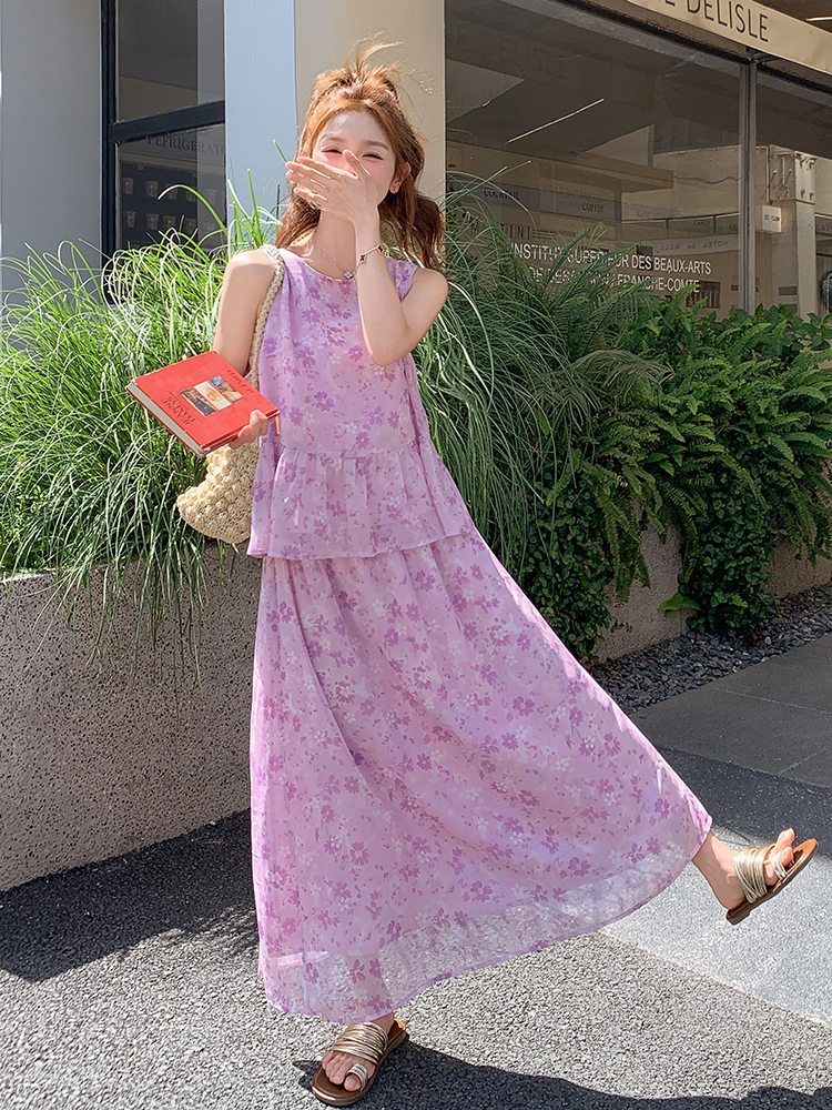 Floral Sleeveless Vest and Skirt Set for Women - Trendy Summer Two-Piece Outfit for Vacation, Y2K Style Floral Sleeveless Vest and Skirt Set for Women - Trendy Summer Two-Piece Outfit for Vacation, Y2K Style