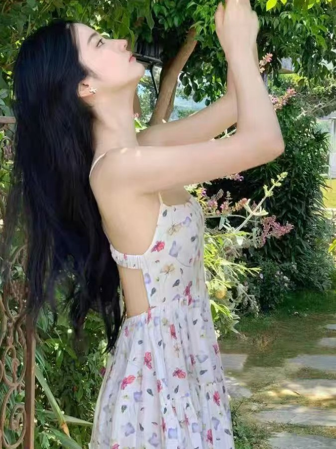 Floral Spaghetti Strap Dress for Women – French Style Backless Beach Dress for Summer Vacation & Photo Shoots Floral Spaghetti Strap Dress for Women – French Style Backless Beach Dress for Summer Vacation & Photo Shoots