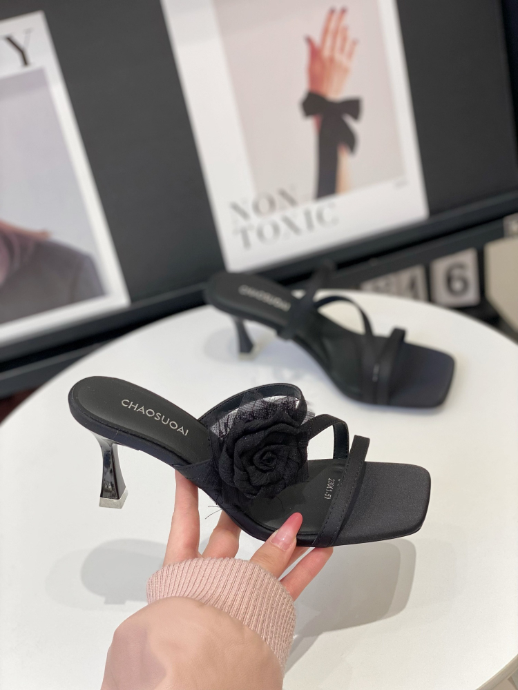 Floral Square-Toed Slippers for Women - Summer 2025 Outdoor One-Strap Sandals with White Slender Heels in French Fairy Style