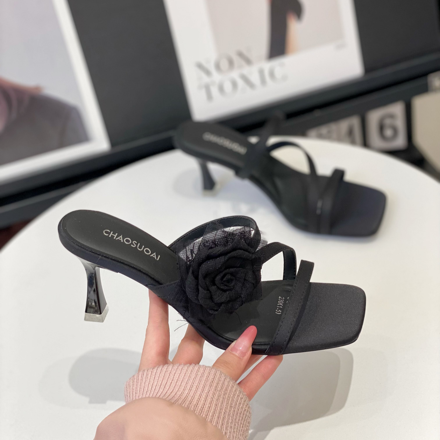 Floral Square-Toed Slippers for Women - Summer 2025 Outdoor One-Strap Sandals with White Slender Heels in French Fairy Style