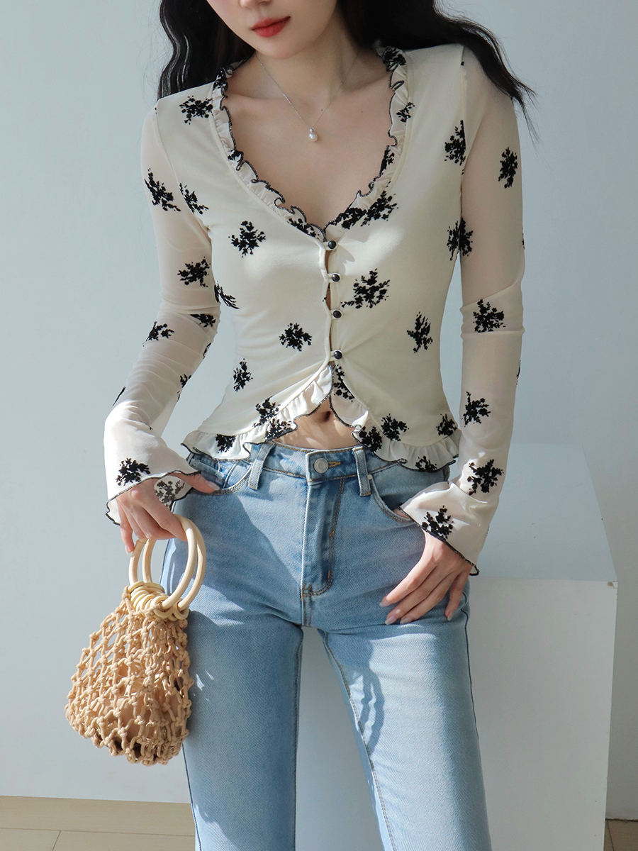 Floral V-Neck Ruffled Casual Long Sleeve Top with Retro Flared Sleeves - French Velvet Cardigan for Y2K and Vintage Style Floral V-Neck Ruffled Casual Long Sleeve Top with Retro Flared Sleeves - French Velvet Cardigan for Y2K and Vintage Style