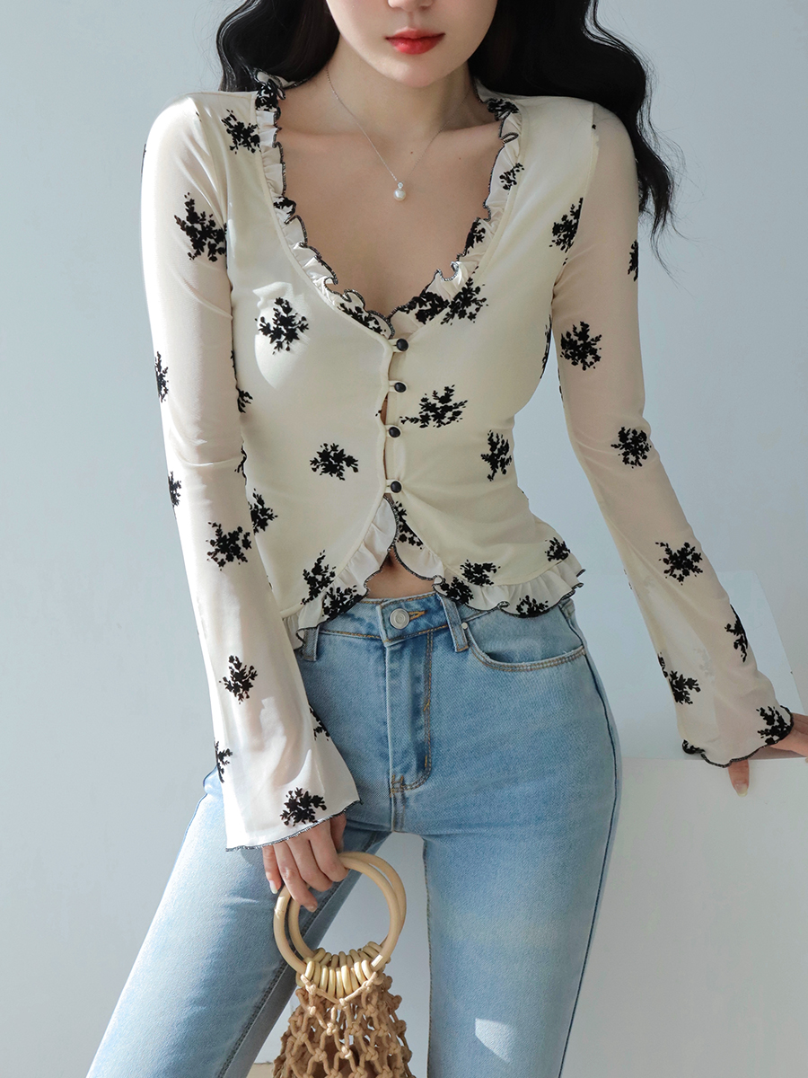 Floral V-Neck Ruffled Casual Long Sleeve Top with Retro Flared Sleeves - French Velvet Cardigan for Y2K and Vintage Style Floral V-Neck Ruffled Casual Long Sleeve Top with Retro Flared Sleeves - French Velvet Cardigan for Y2K and Vintage Style