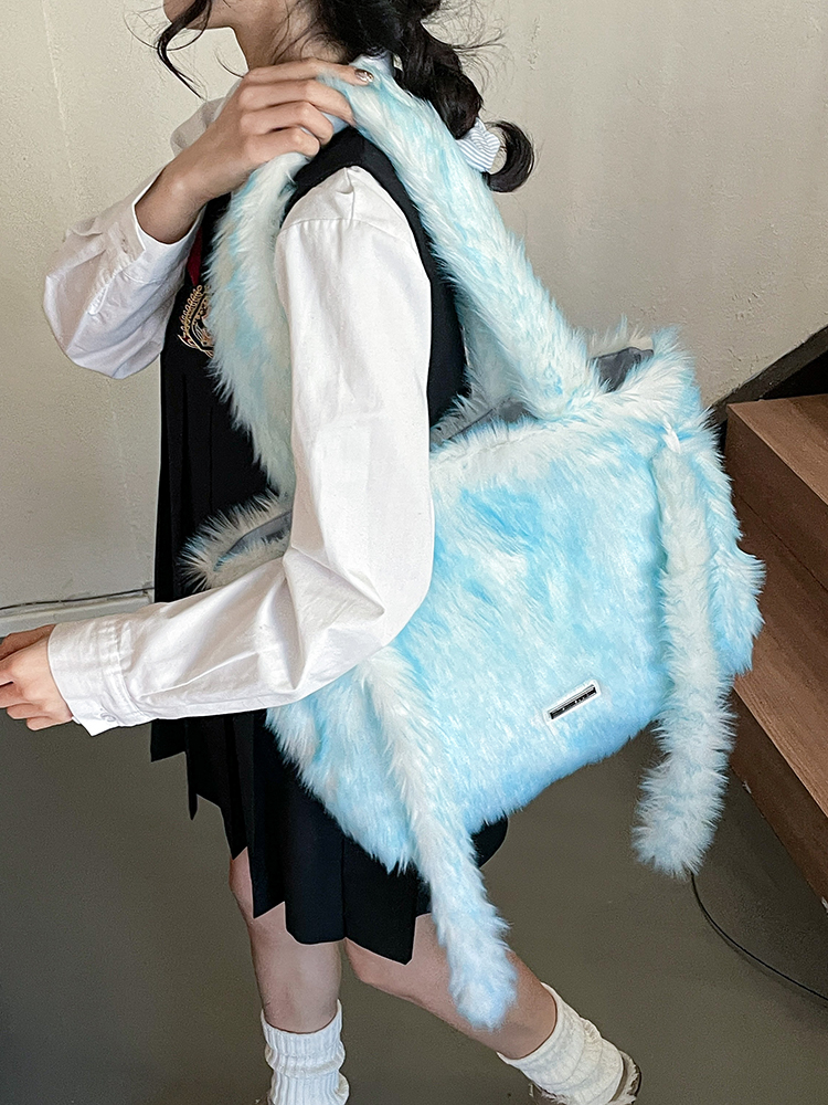 Fluffy Plush Tote Bag for Women - Large Capacity Fall Winter Commuter Bag, Cute and Versatile Fuzzy Design