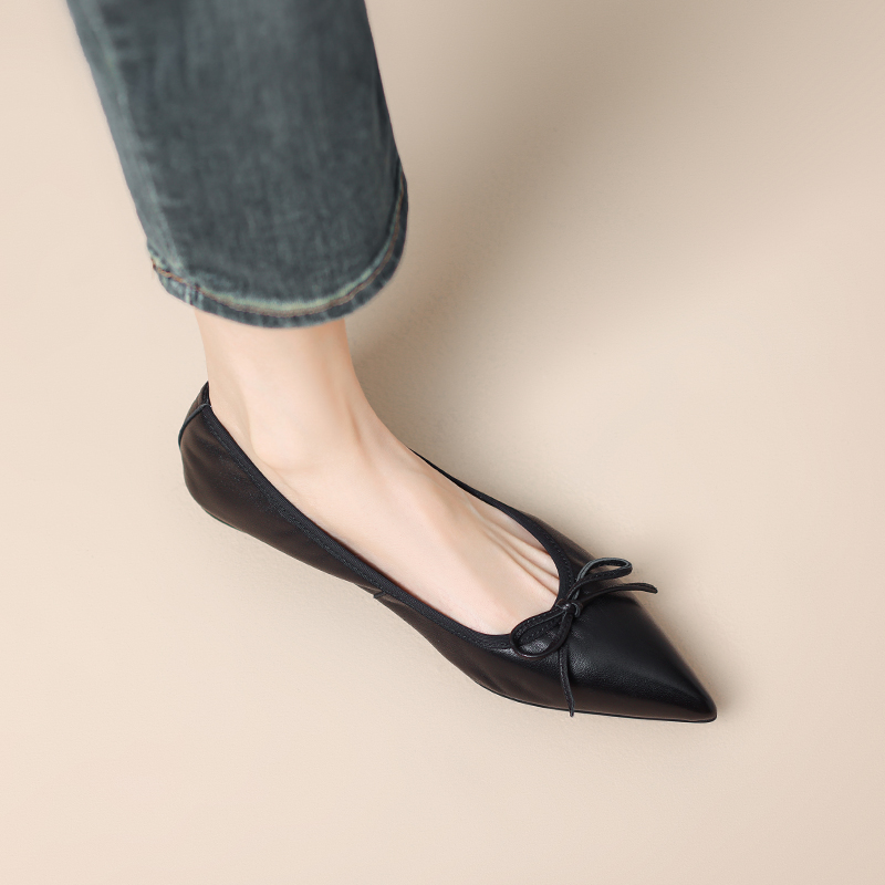 French Bow Pointed Soft-Soled Ballet Flats for Women - Easy Wear Grandma Shoes in Trendy Style French Bow Pointed Soft-Soled Ballet Flats for Women - Easy Wear Grandma Shoes in Trendy Style