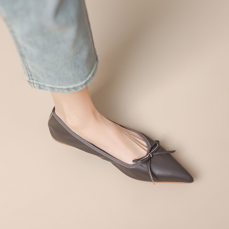 French Bow Pointed Soft-Soled Ballet Flats for Women - Easy Wear Grandma Shoes in Trendy Style French Bow Pointed Soft-Soled Ballet Flats for Women - Easy Wear Grandma Shoes in Trendy Style
