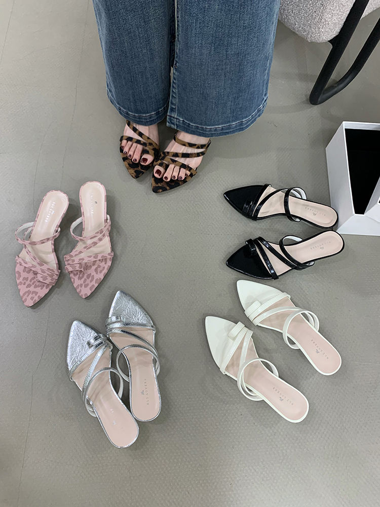 French Flat Sandals for Women - 2025 Summer Thong Wedge Slippers - Stylish and Comfortable Footwear for Every Occasion French Flat Sandals for Women - 2025 Summer Thong Wedge Slippers - Stylish and Comfortable Footwear for Every Occasion