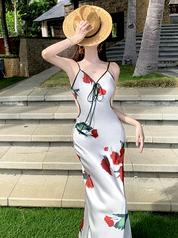 French High-End Satin Backless Spaghetti Strap Dress - Sexy Printed Vacation Beach Gown for Photoshoots French High-End Satin Backless Spaghetti Strap Dress - Sexy Printed Vacation Beach Gown for Photoshoots